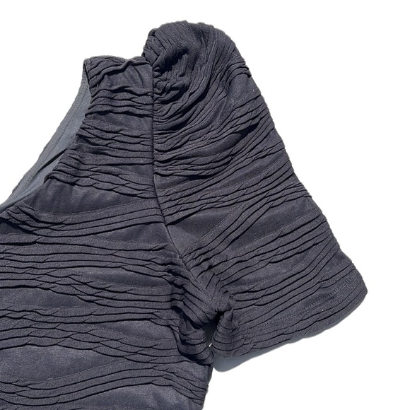 Soprano One Sleeve Textured Ruched Dress Size Medium - Picture 4 of 8